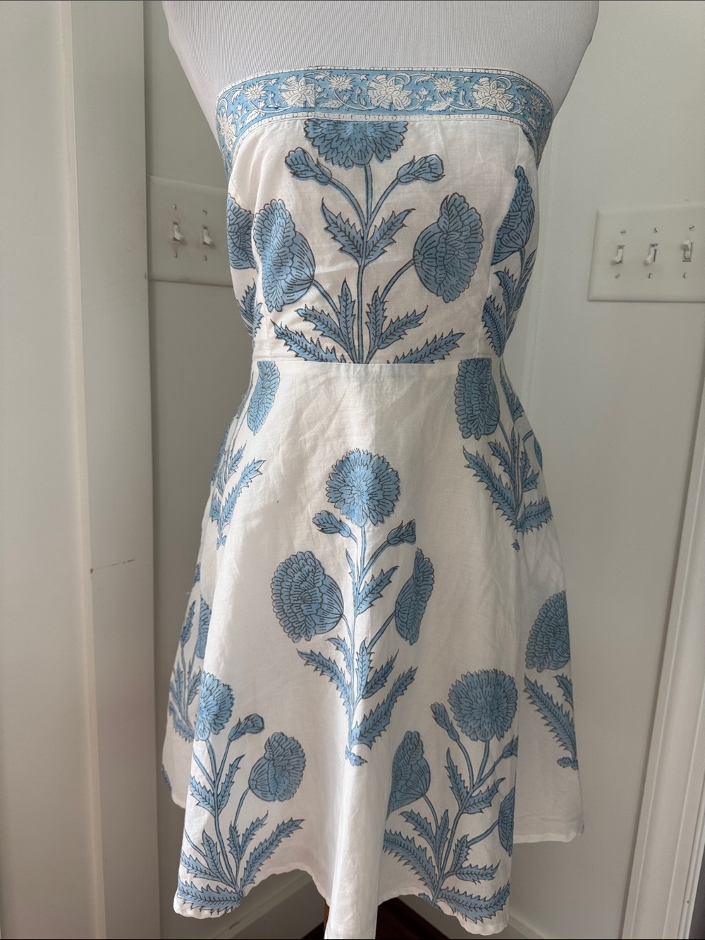 NWT Sue Sartor Strapless Blue White Floral Mini Dress Size M